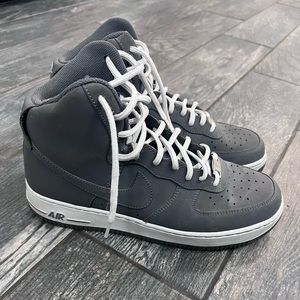 Nike Men’s Air Force 1- size 9.5- Hightop Gray Suede- Worn once